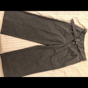 Wide-legged pants